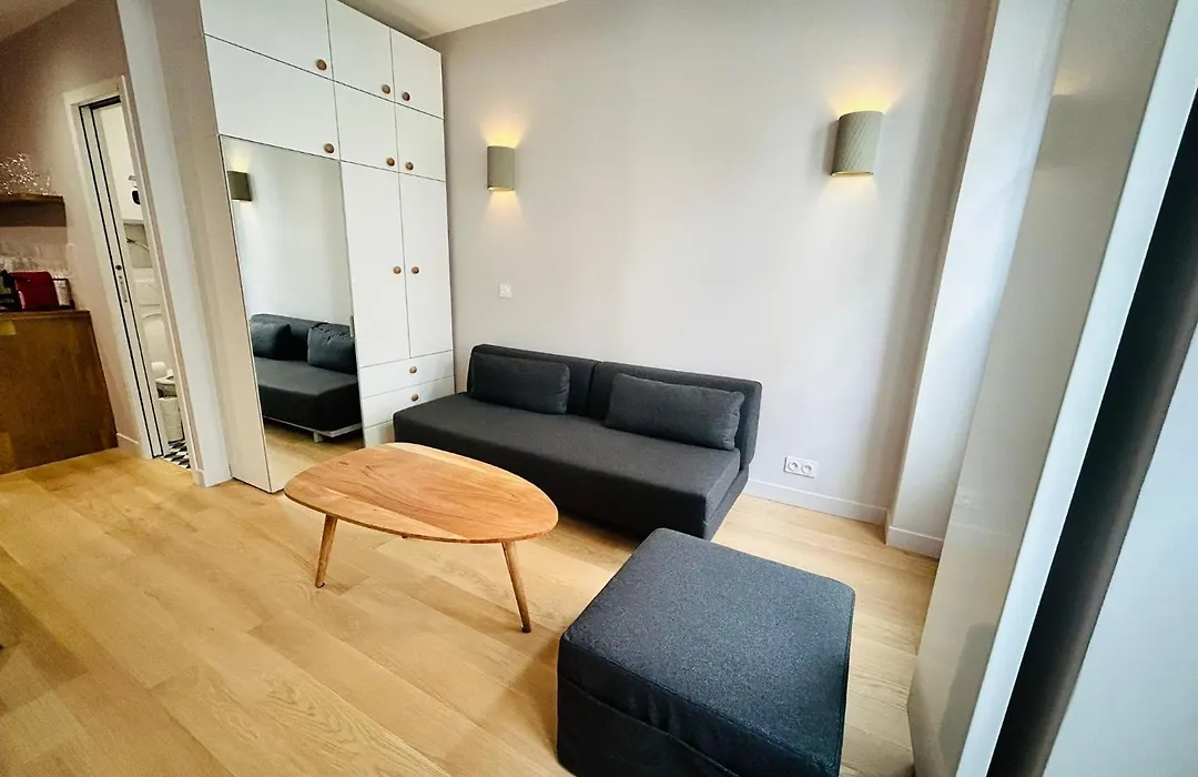 Enghien - New Studio Fully Furnished-1