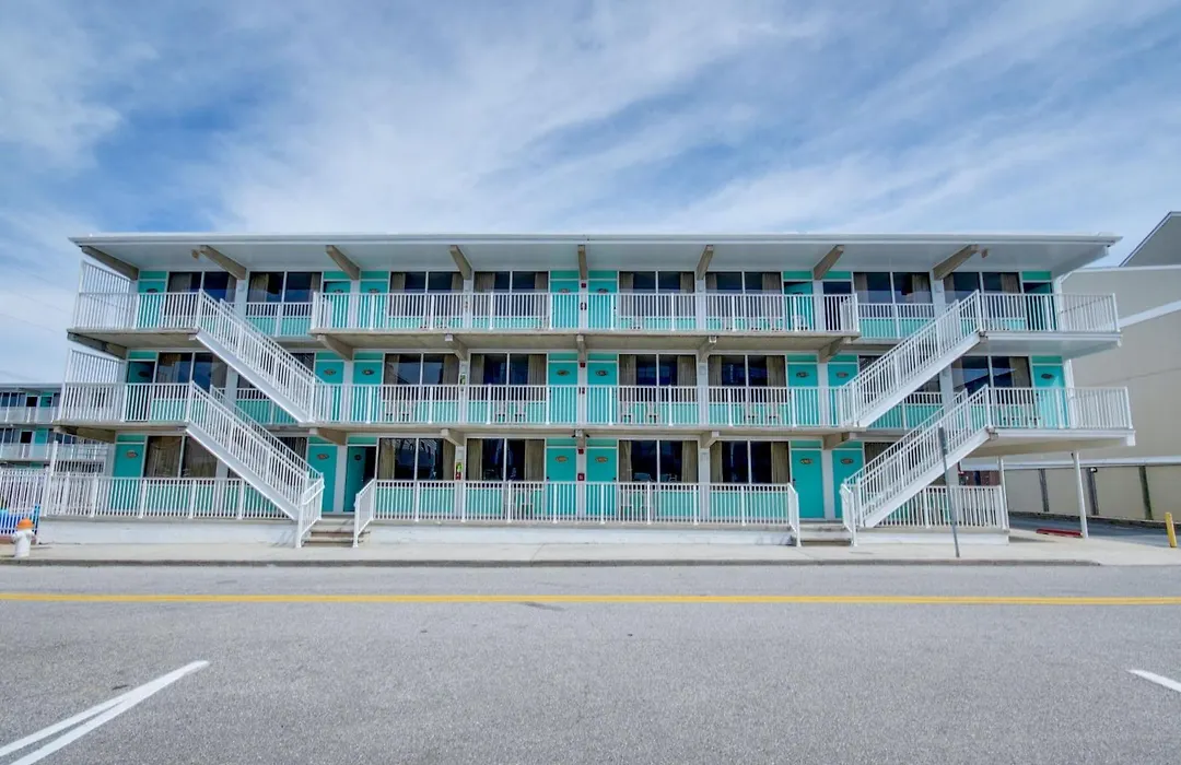Surf Inn Suites-1