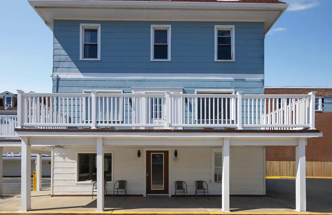 Wildwood Inn Hotel Beach & Boardwalk-1