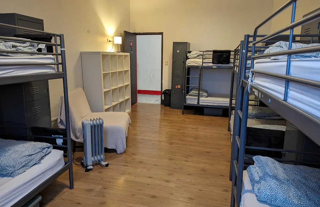 Ebs Sydney Hostel-1