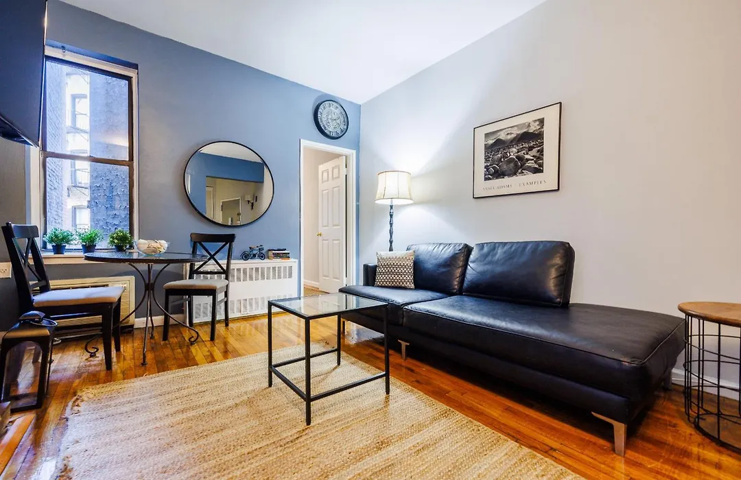 Feel New York City Like Movie Star In Ues-1