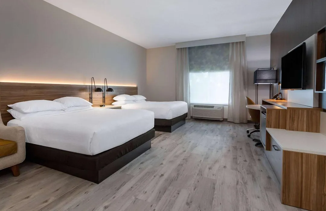 Wyndham Garden Orlando Airport - Free Airport Shuttle-1