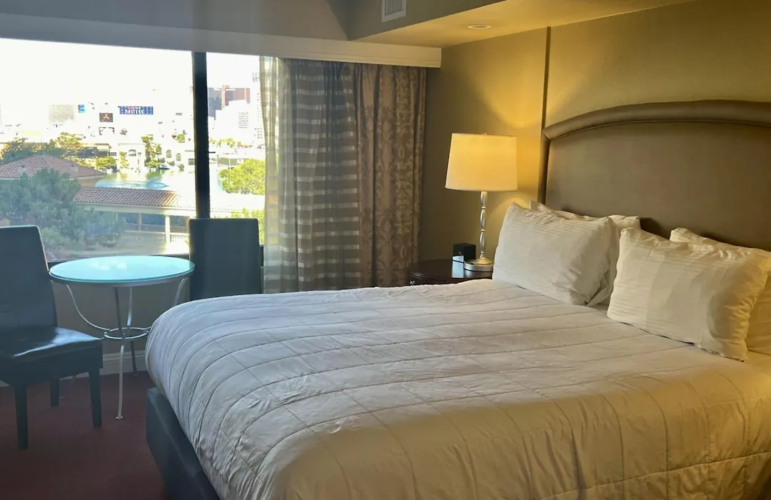 Getaways At The Jockey Club-1