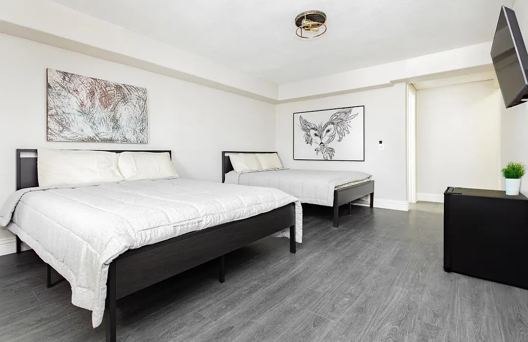 G Hotel-1