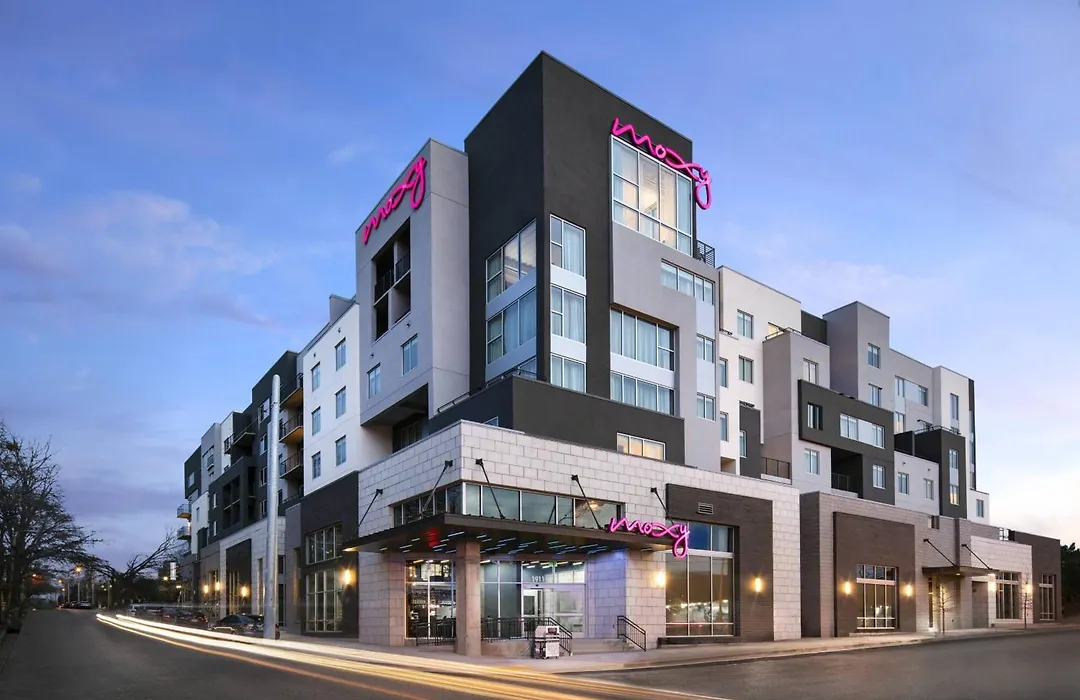 Moxy Nashville Vanderbilt Area-1