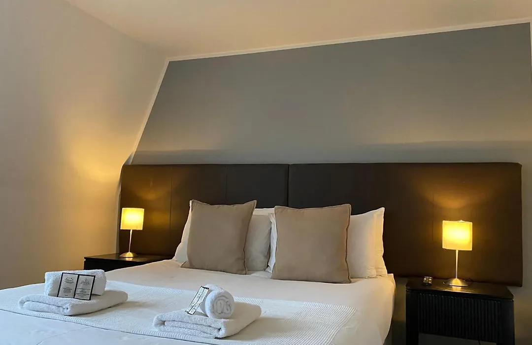 Cs Exclusive Apartments Of Princess Street West End-1