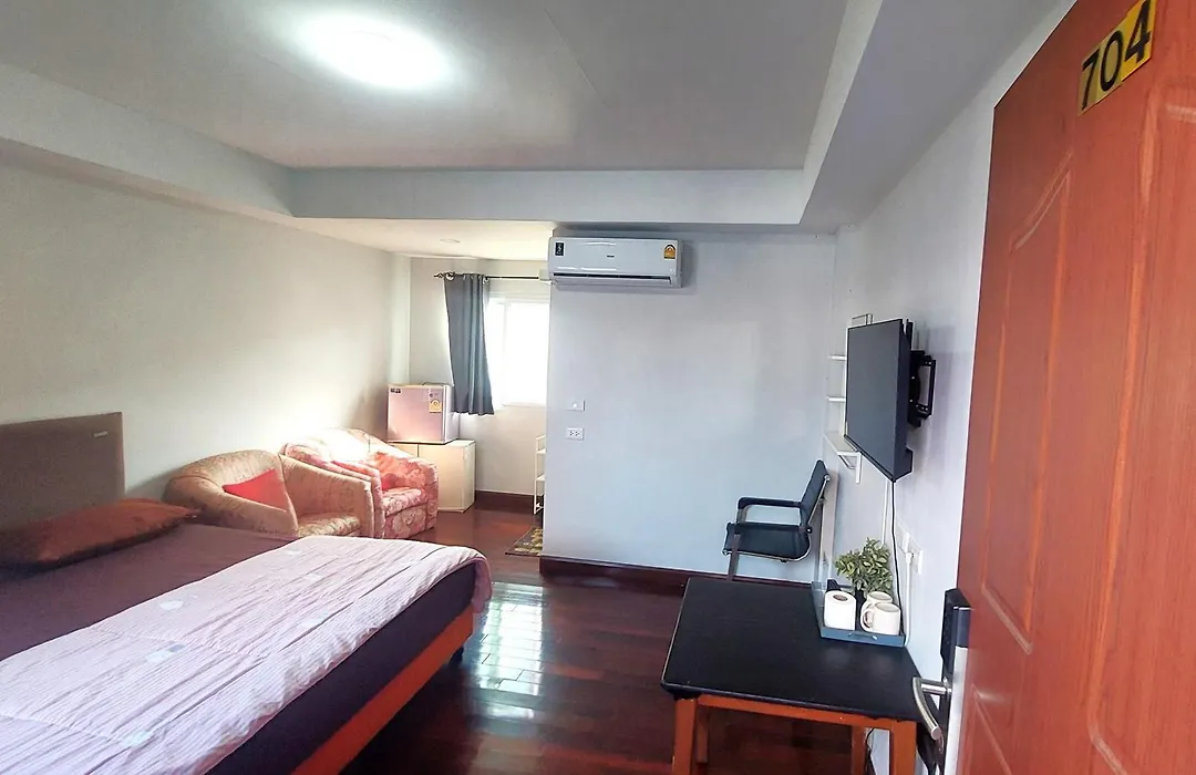 Sukhum Suvarnabhumi Airport Guest House-1