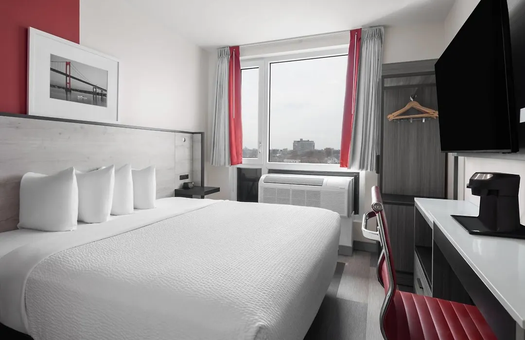 Ramada By Wyndham Brooklyn Near Flatbush-1