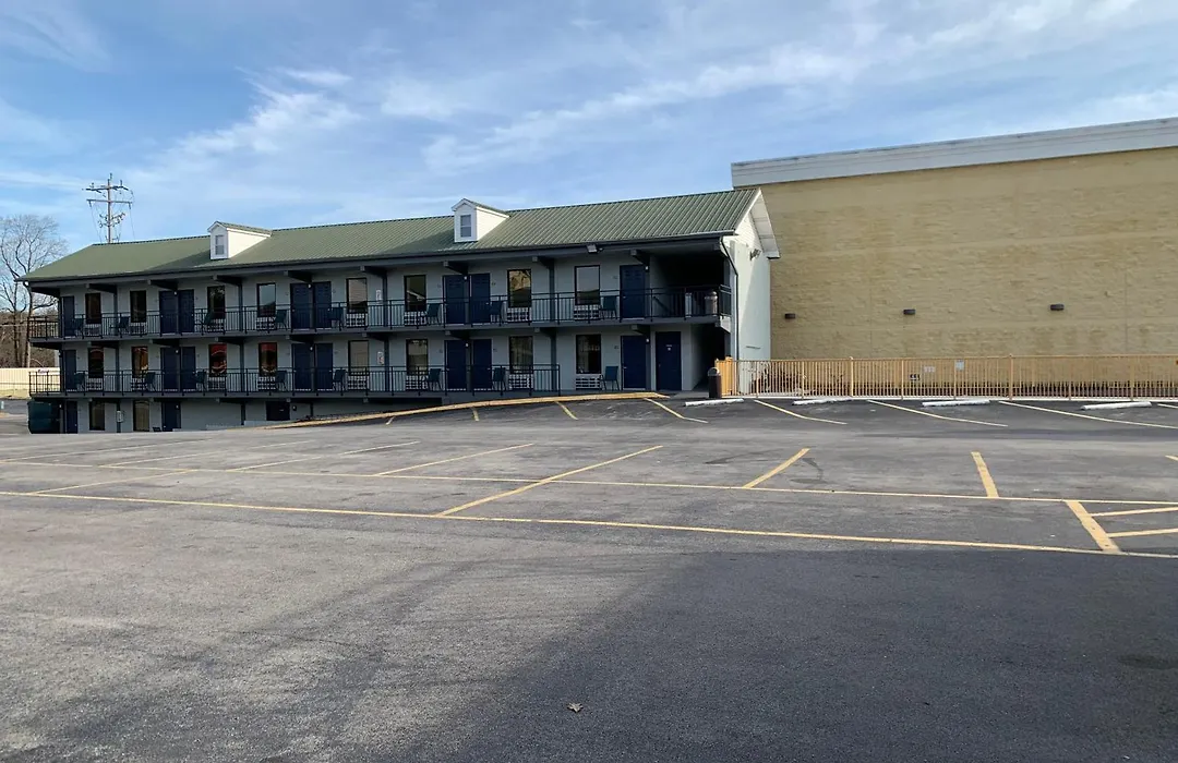 Pigeon Forge Parkway Inn-1