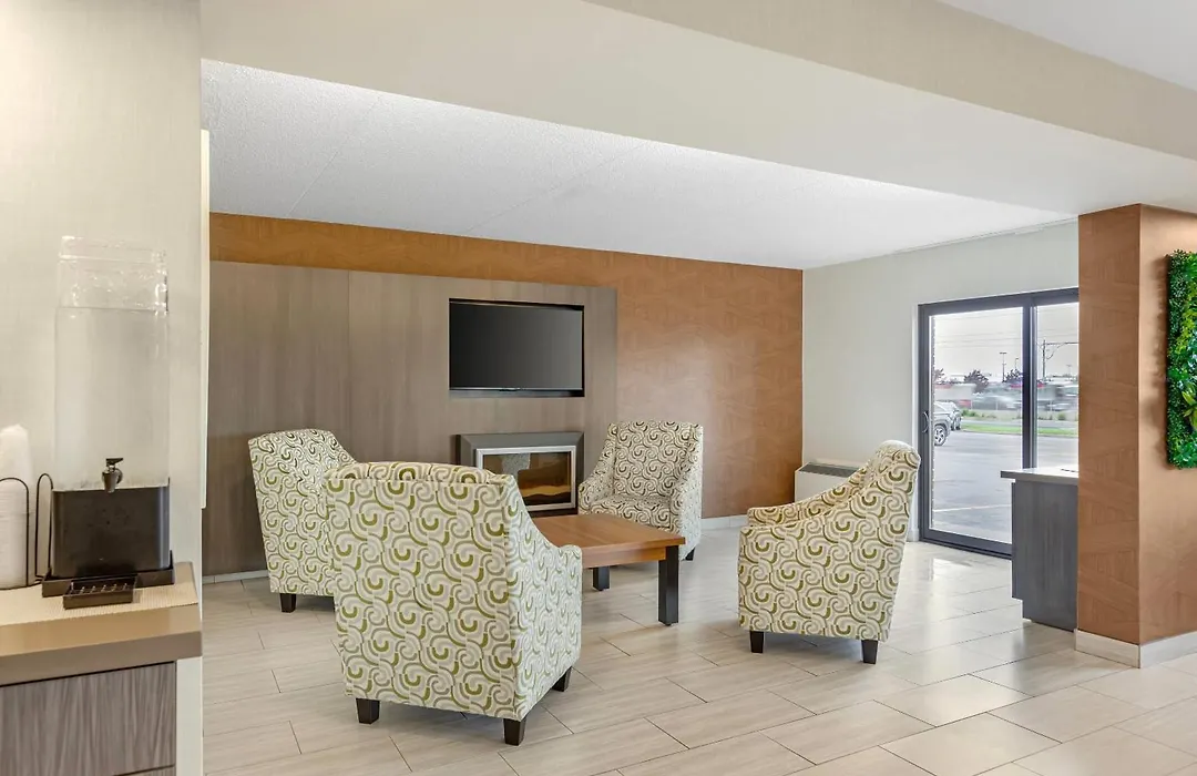 Comfort Inn-1