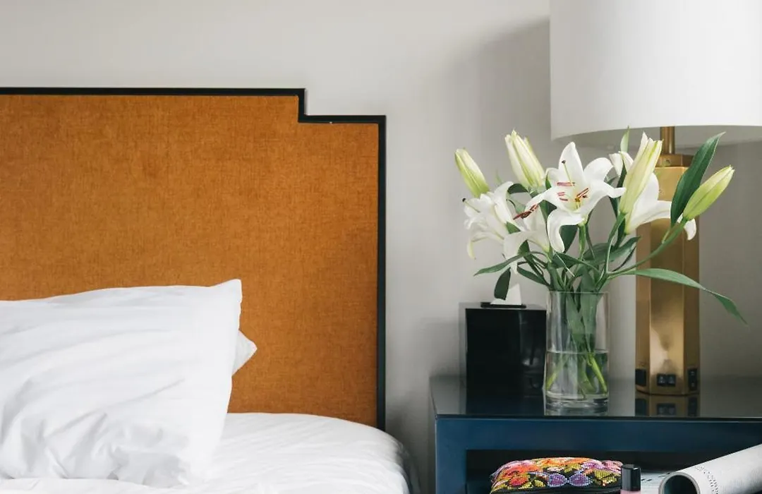 Redford Hotel-1