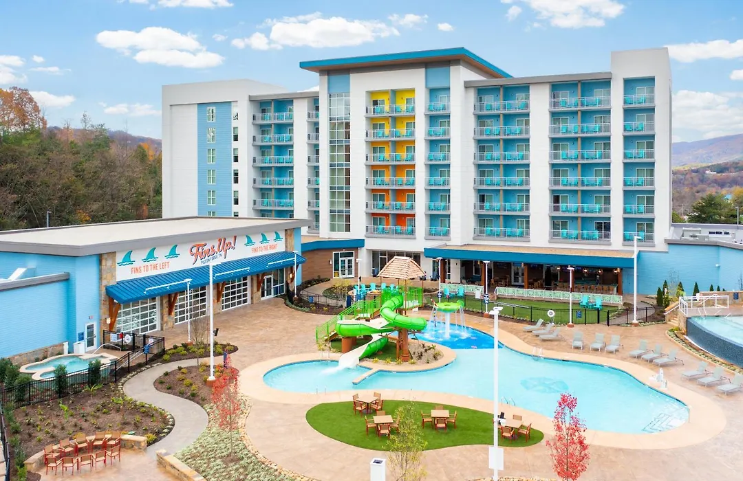 Compass By Margaritaville Hotel Pigeon Forge-1