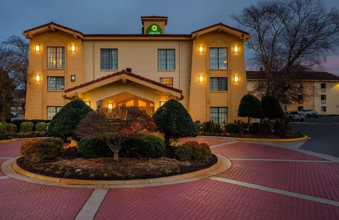La Quinta Inn By Wyndham Norfolk Virginia Beach-1