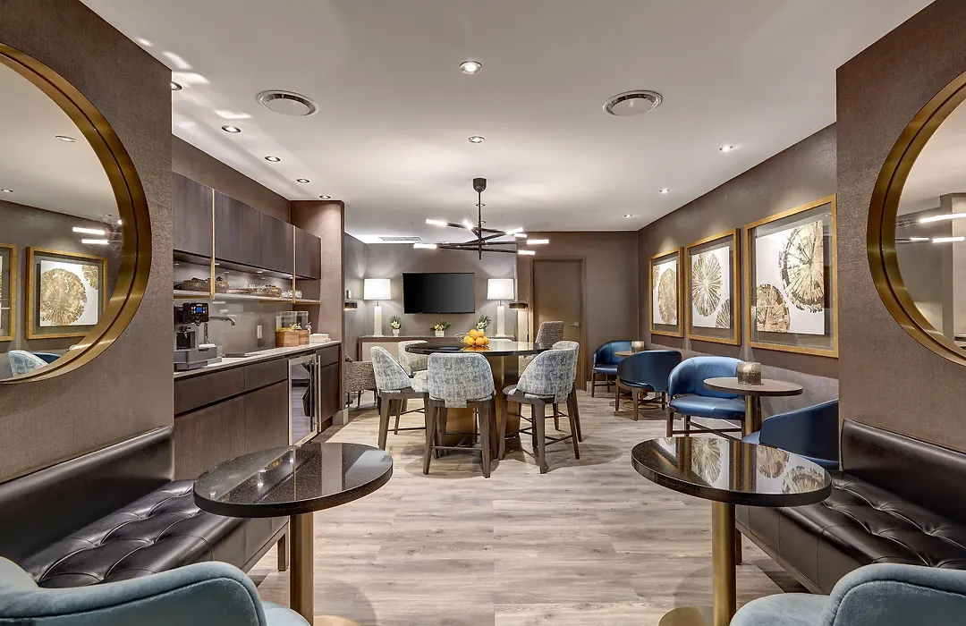 Town Inn Suites Hotel-1