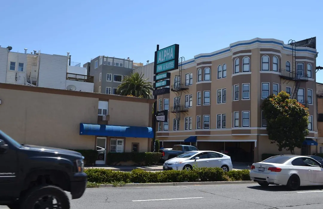 Alpha Inn And Suites-1
