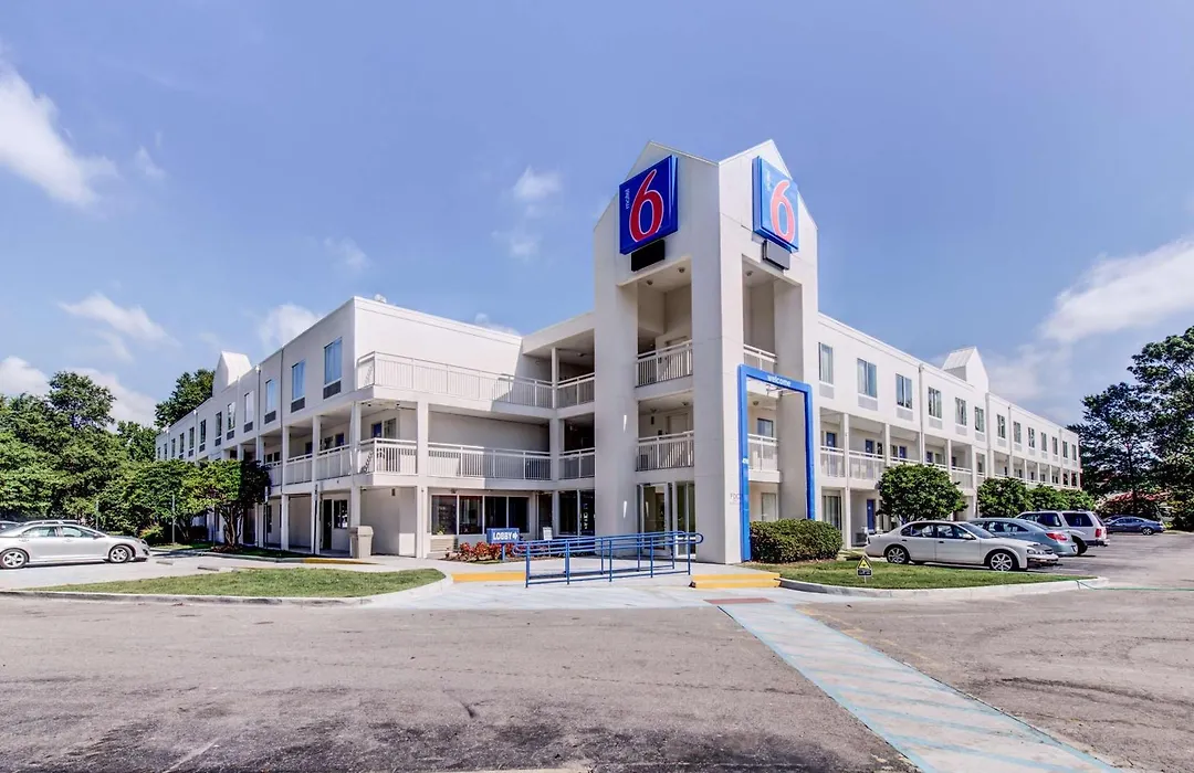 Motel 6 Virginia Beach-1