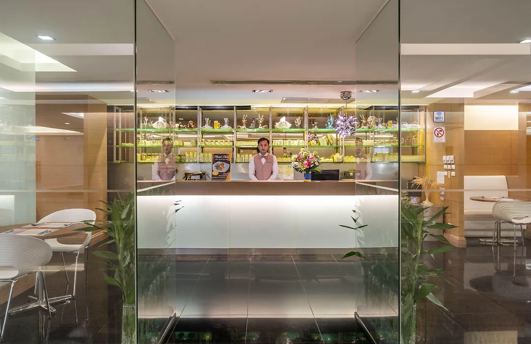 Baiyoke Suite Hotel-1
