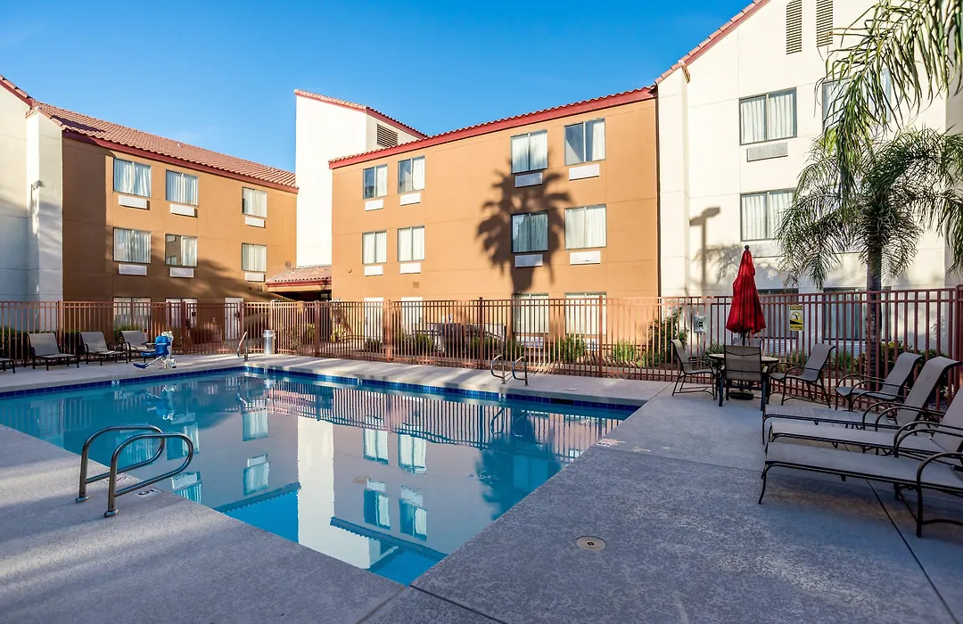 Red Roof Inn Phoenix North - I-17 At Bell Rd-1