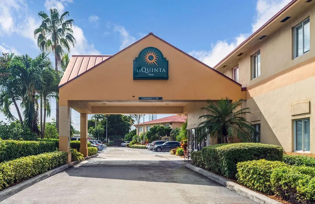 La Quinta By Wyndham Fort Lauderdale Pompano Beach-1