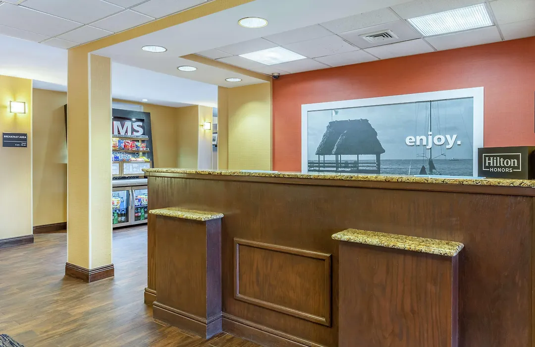 Hampton Inn Biloxi-Ocean Springs-1