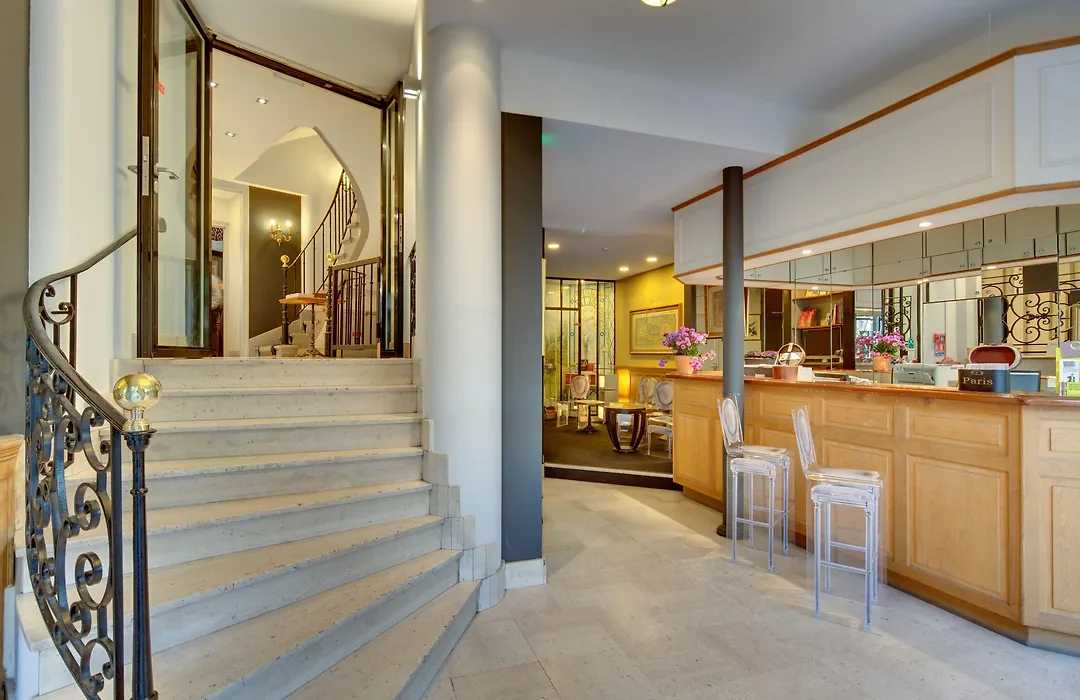 Grand Hotel Des Gobelins-1