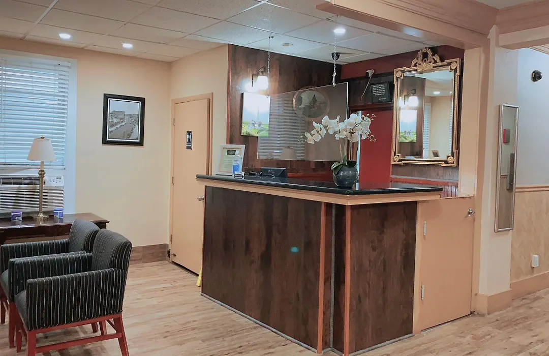 District Hotel-1