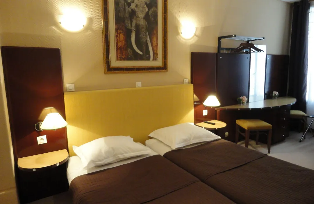 Hotel Clauzel Paris-1