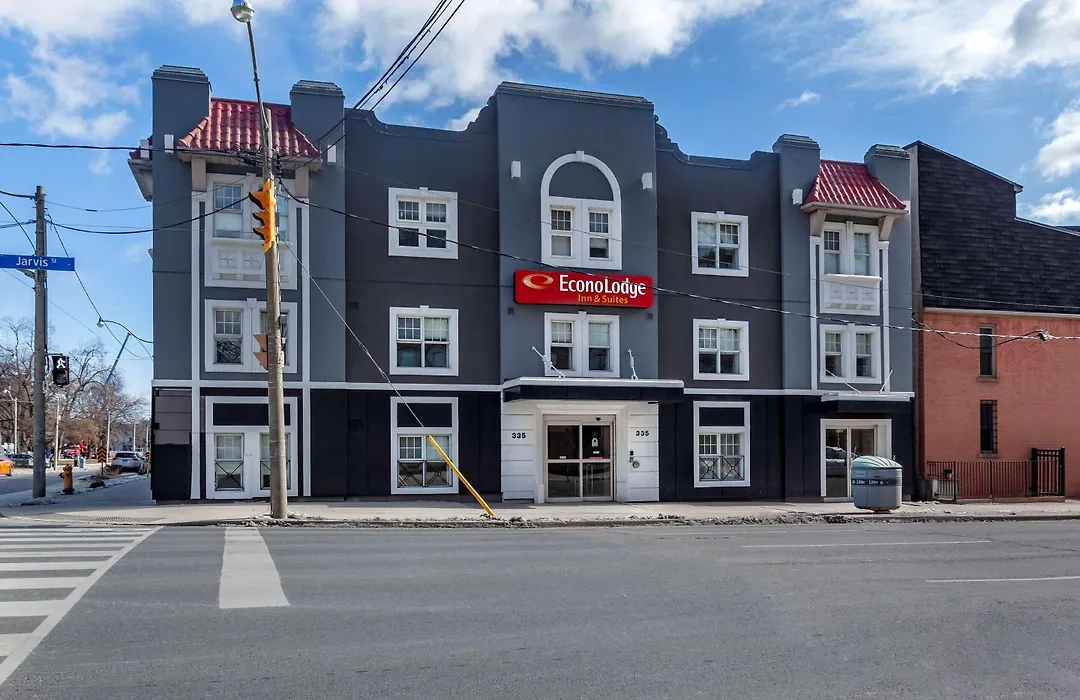 Econo Lodge Inn & Suites Downtown-1