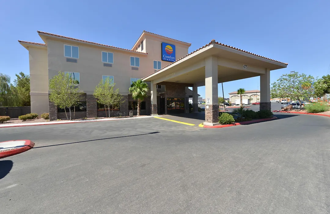 Comfort Inn & Suites Las Vegas - Nellis-1