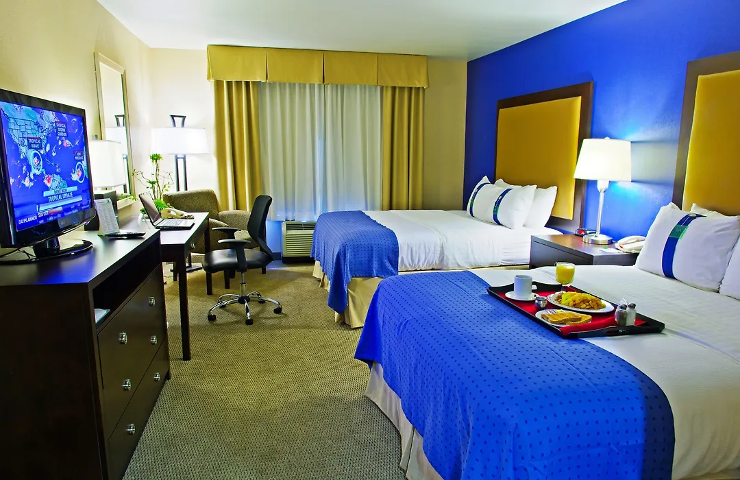 Holiday Inn & Suites Phoenix Airport By Ihg-1