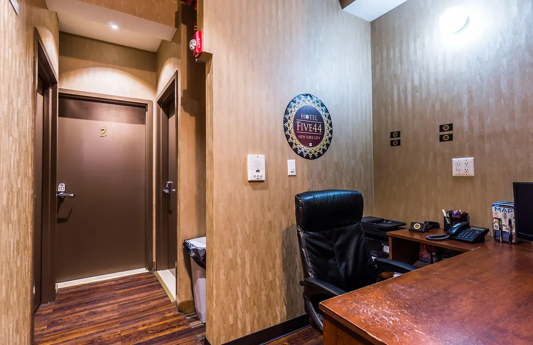 Hotel Five44-1