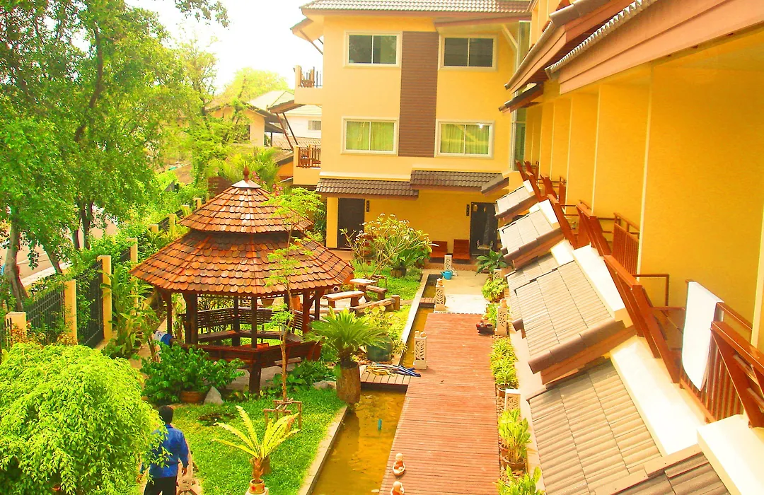 Suphan Lake Hometel-1