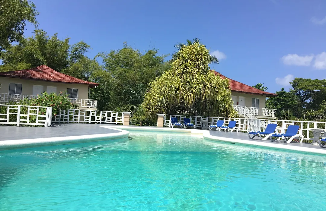Coral Seas Garden Resort-1