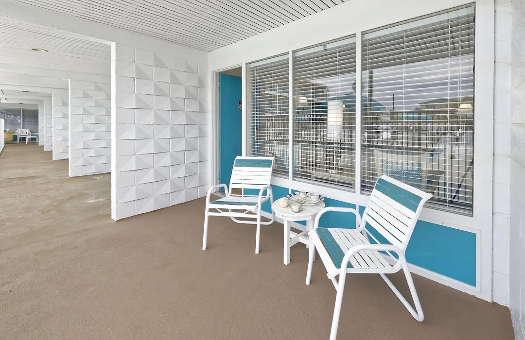 Dunes Court-1