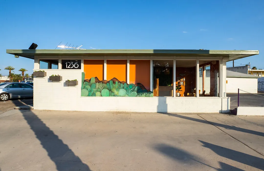 Bungalows Hostel-1