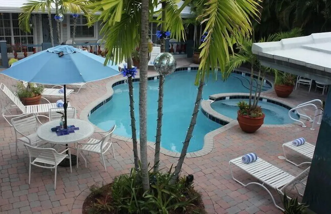 Coral Reef Guesthouse-1