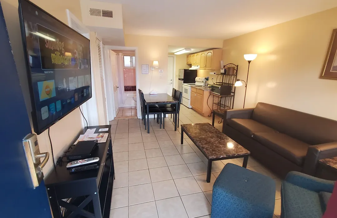 Sandbox Motel-1