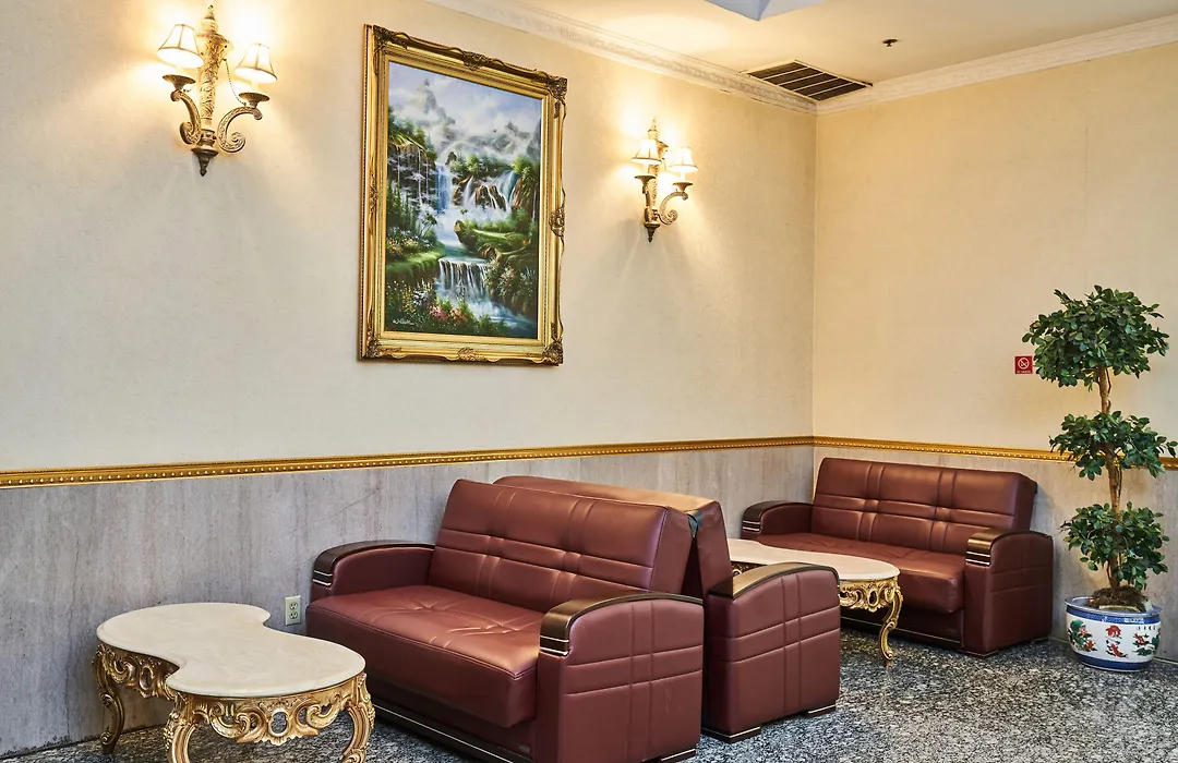 Flushing Hotel-1