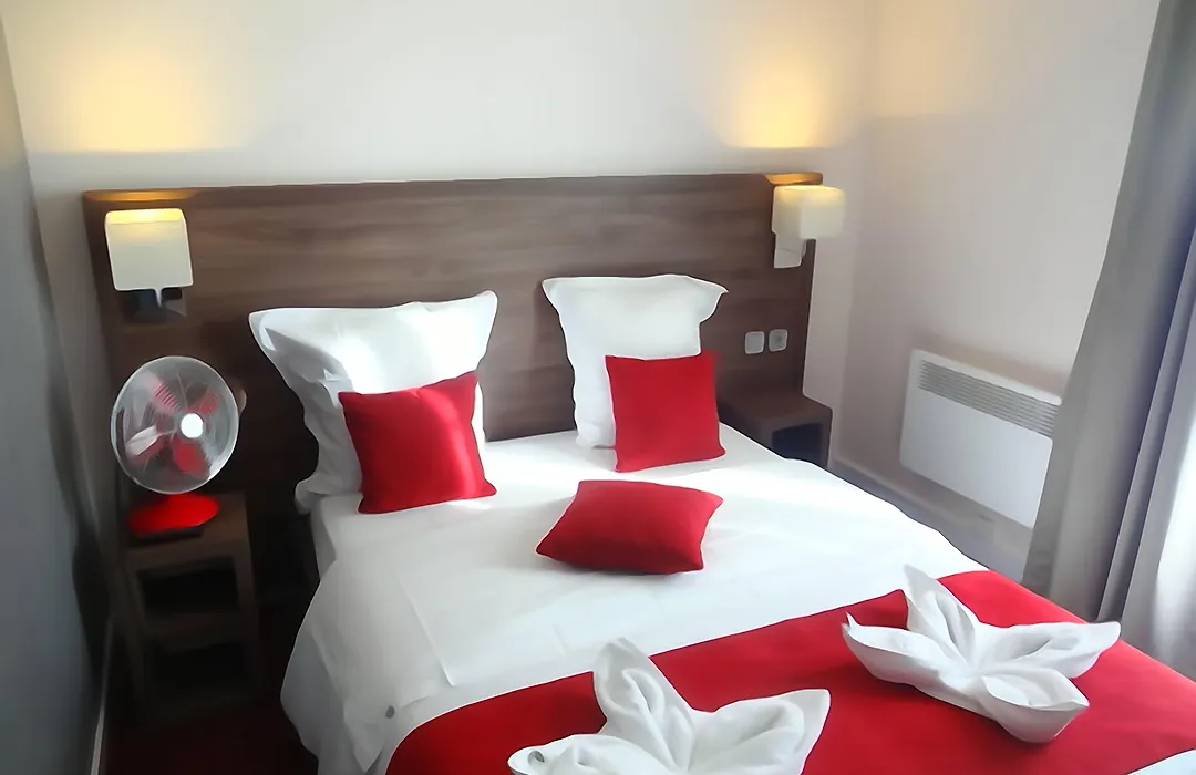 Hotel La Perle Montparnasse-1