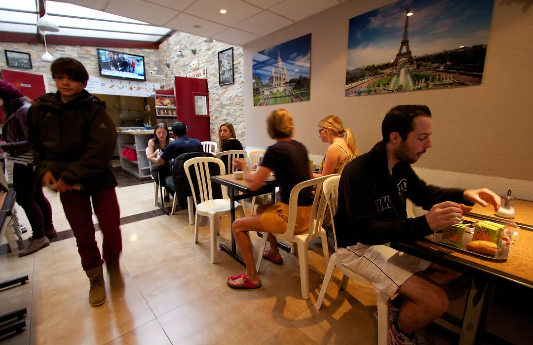 Auberge Internationale Des Jeunes-1