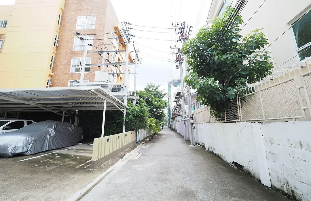 Living Naraa Place-1