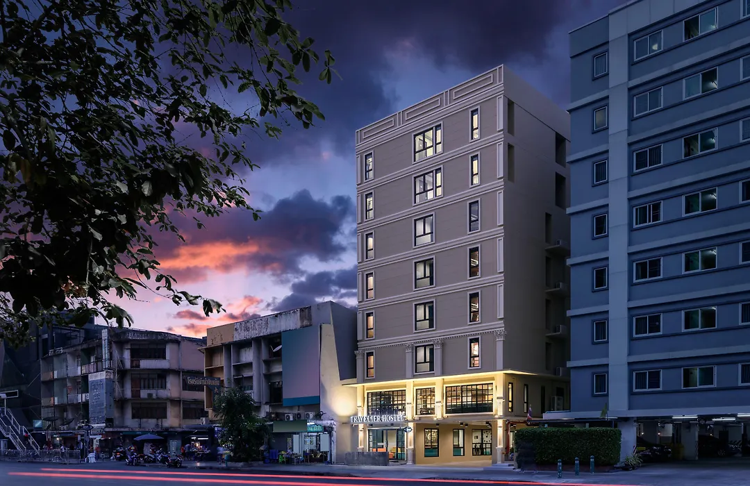 Travelier Hostel-1