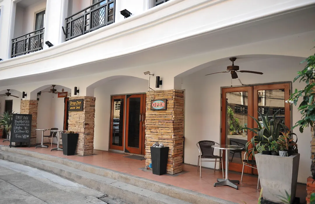 Drop Inn Bangkok-1