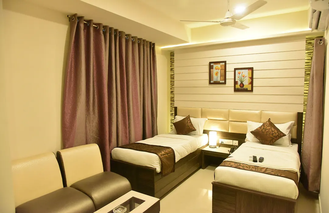 Hotel White Park-1