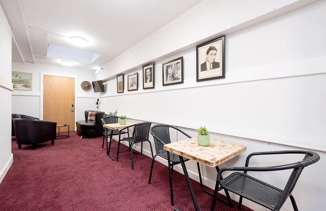 Smith Place Hotel-1