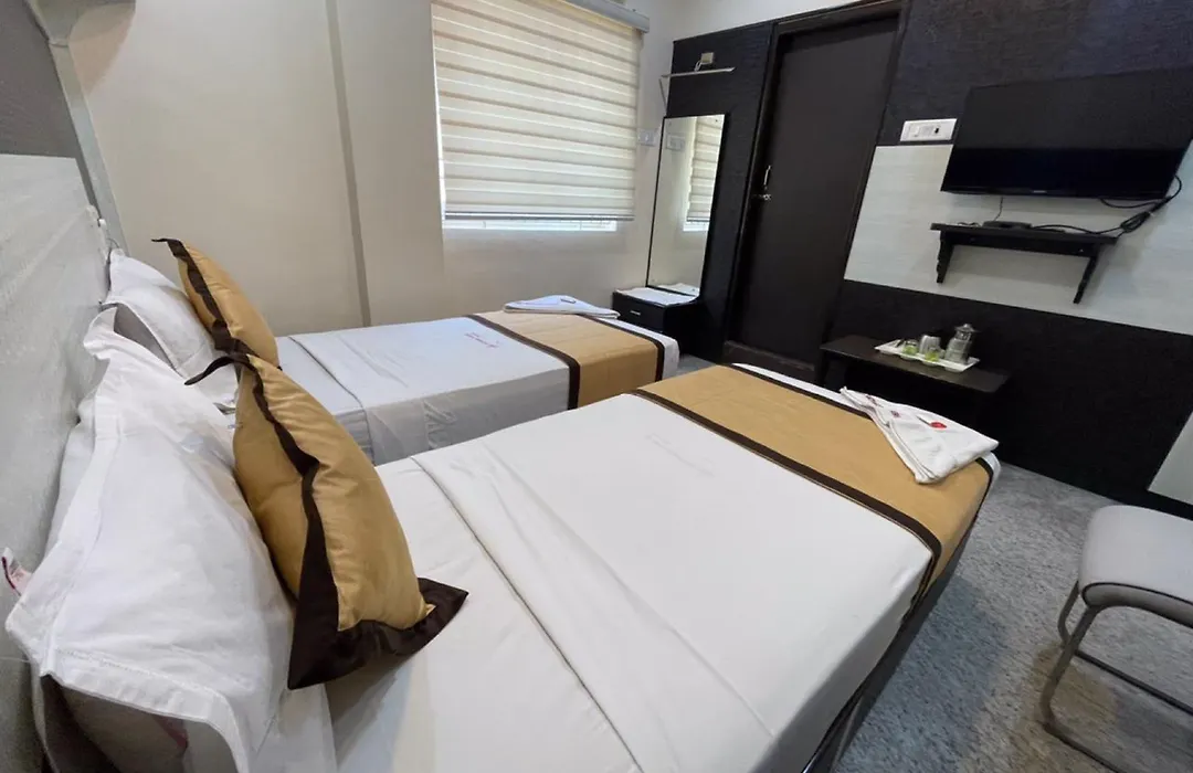 Hotel Rathnavel Towers-1