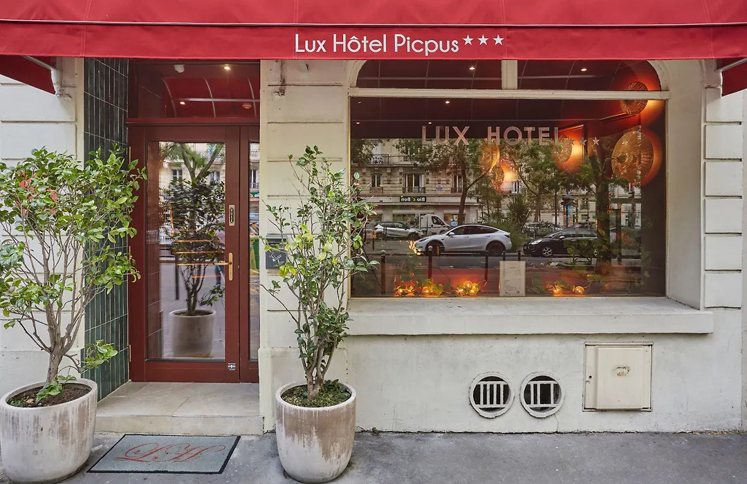 Hotel Lux Picpus-1