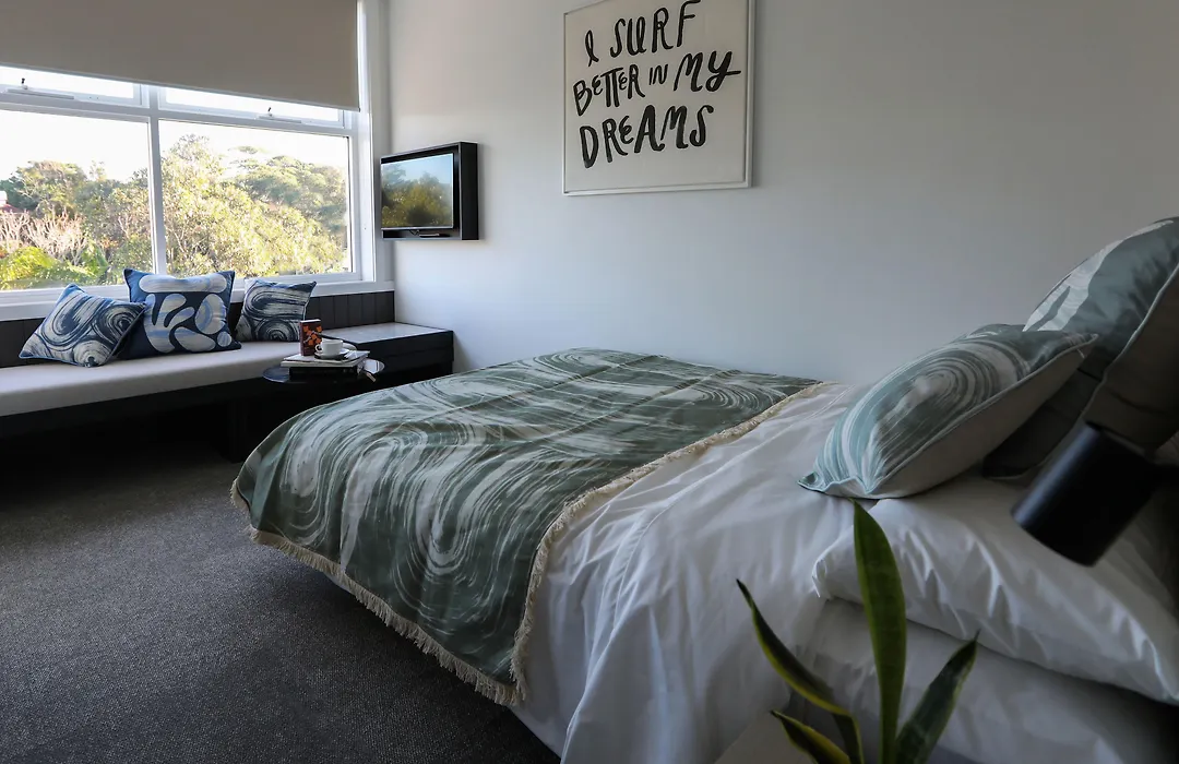 Barrys Beach Road Hotel-1