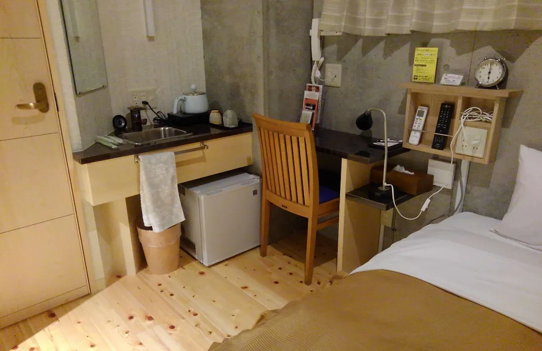Business Hotel Crescent-1