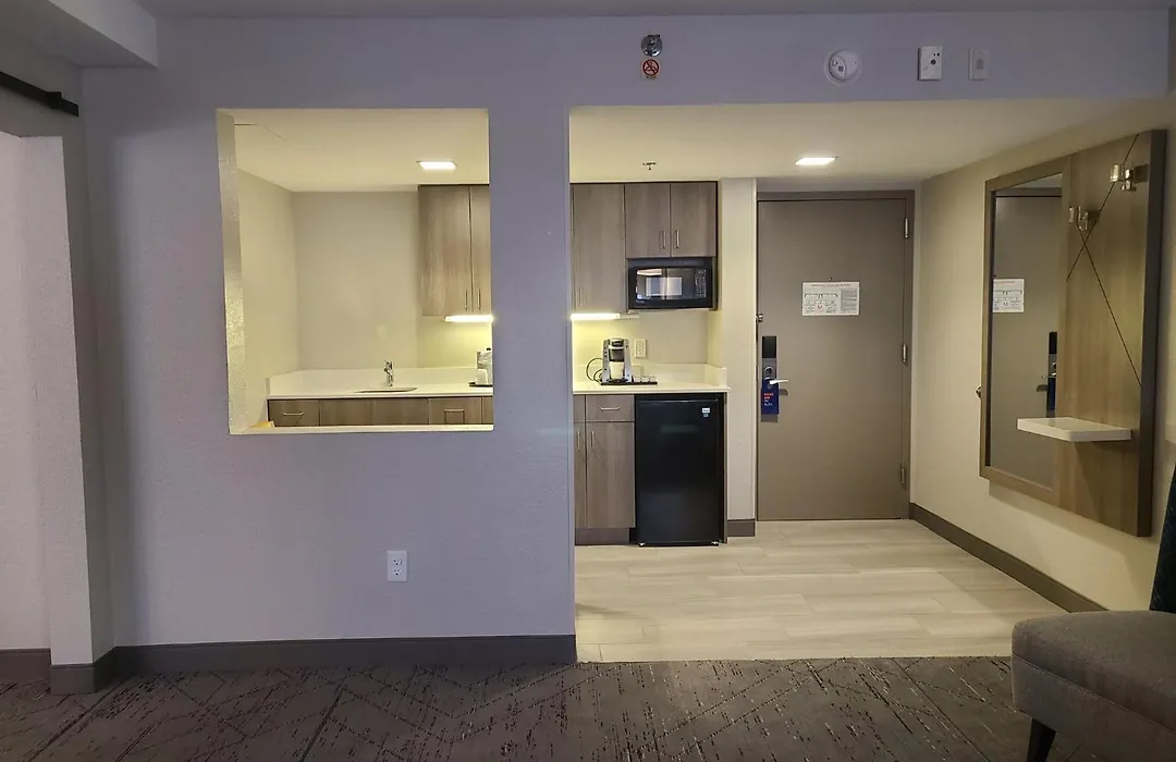 Holiday Inn Express Fort Lauderdale North - Executive Airport By Ihg-1